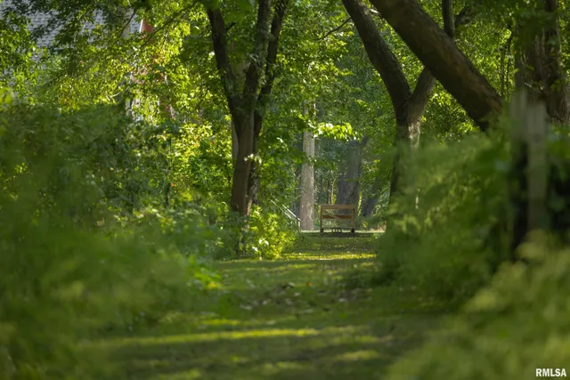 $299,000 | 110 East Co Road 150, Warsaw, IL 62379