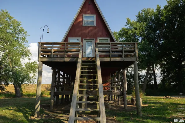 $299,000 | 110 East Co Road 150, Warsaw, IL 62379