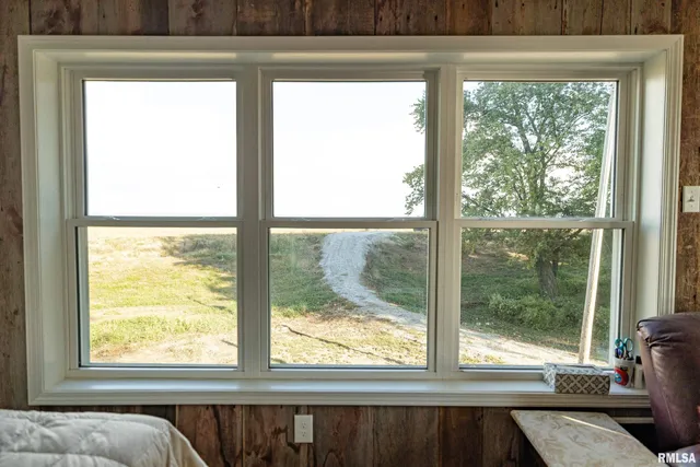 $299,000 | 110 East Co Road 150, Warsaw, IL 62379