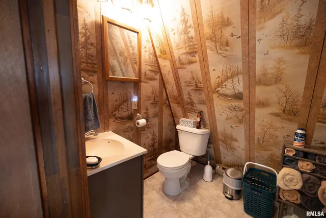 $299,000 | 110 East Co Road 150, Warsaw, IL 62379