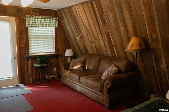 $299,000 | 110 East Co Road 150, Warsaw, IL 62379