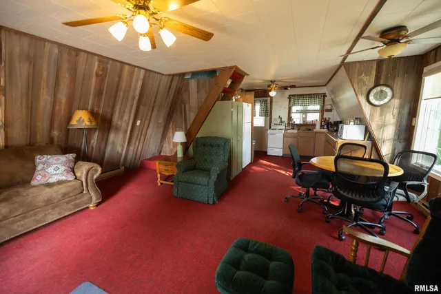 $299,000 | 110 East Co Road 150, Warsaw, IL 62379