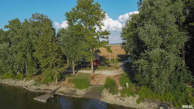 $299,000 | 110 East Co Road 150, Warsaw, IL 62379