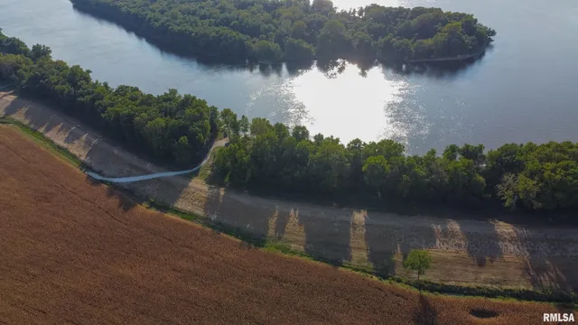 $299,000 | 110 East Co Road 150, Warsaw, IL 62379