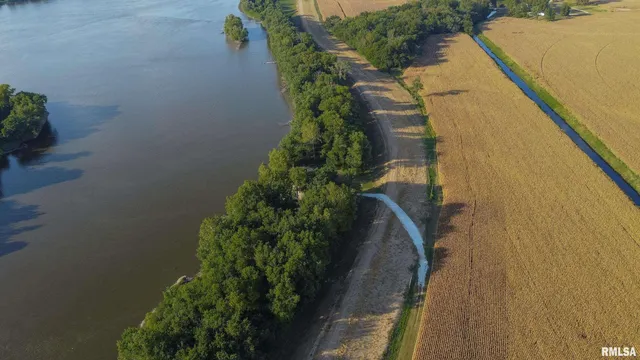 $299,000 | 110 East Co Road 150, Warsaw, IL 62379