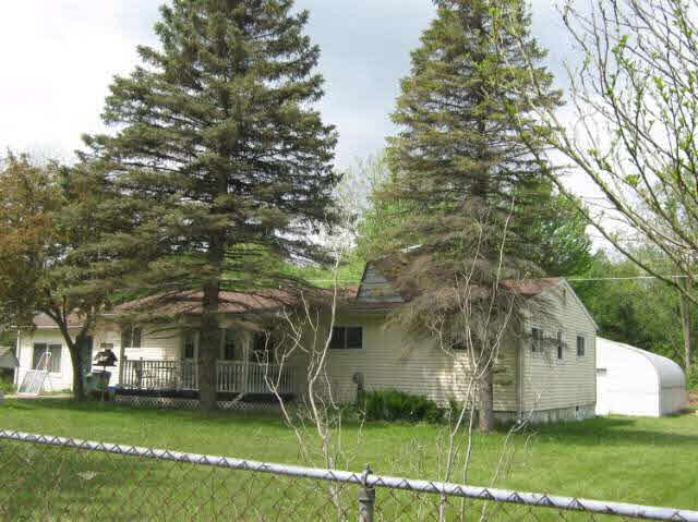 14253 North Bray Road Clio, MI 48420 - Photo 1 of 15 21168146.JPG