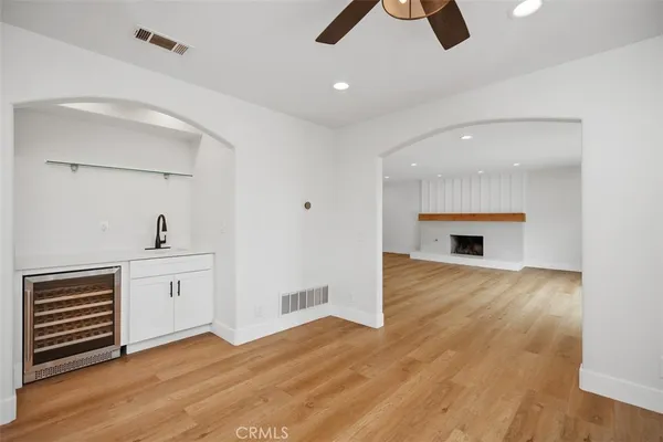 $6,950 | 246 West Escalones, San Clemente, CA 92672