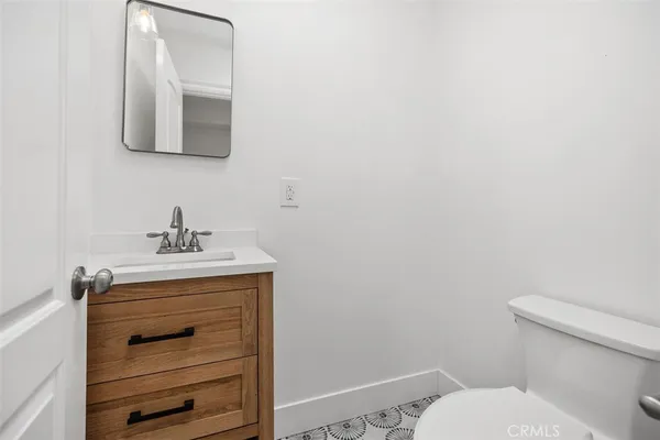 $6,950 | 246 West Escalones, San Clemente, CA 92672