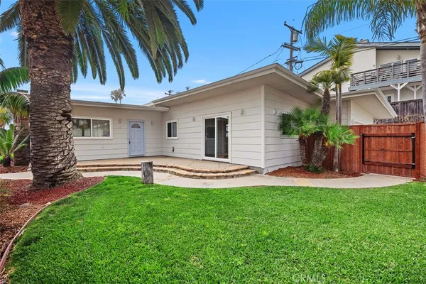 $6,950 | 246 West Escalones, San Clemente, CA 92672