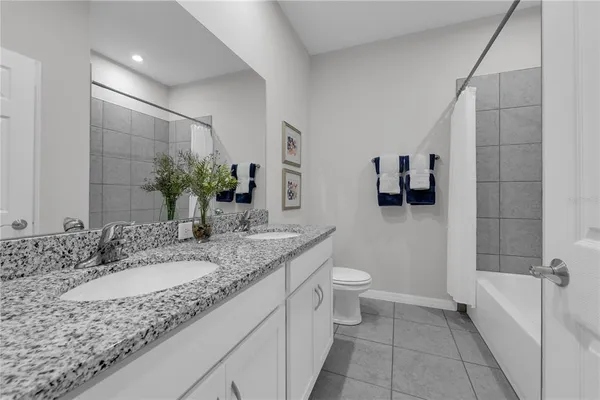 $354,990 | 1745 Blue Lagoon Circle, Mascotte, FL 34753