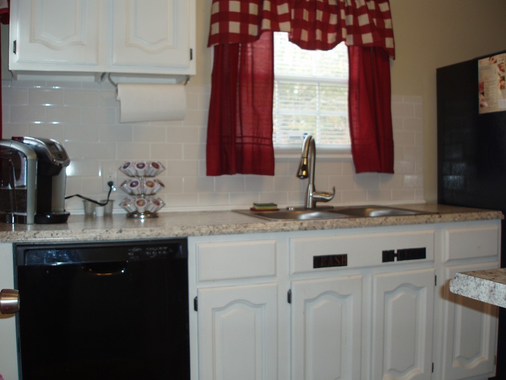 75 Dimmick Street Springfield, MA 01109 - Photo 6 of 16