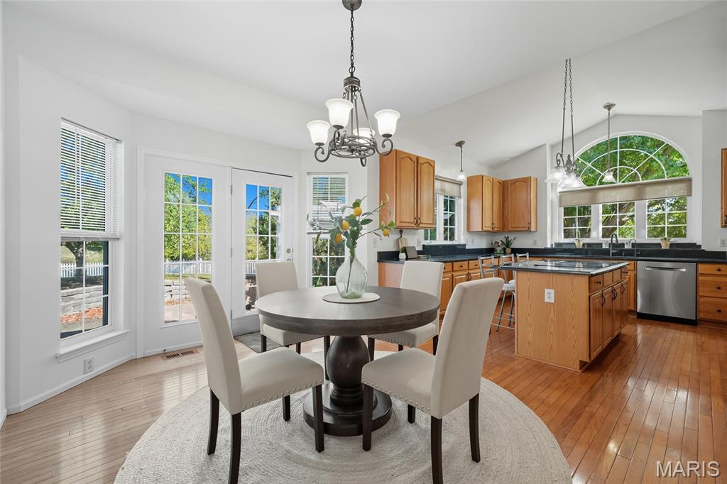 1315 Coach View Lane Wildwood, MO 63005 - Photo 14 of 62