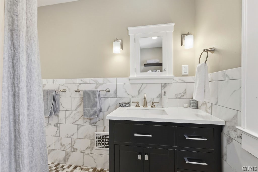 107 Circle Road Syracuse, NY 13210 - Photo 42 of 49 Gallery Image 42