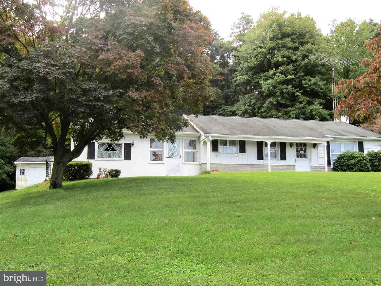 945 Racetrack Road Abbottstown, PA 17301 - Photo 3 of 26 Gallery Image 3