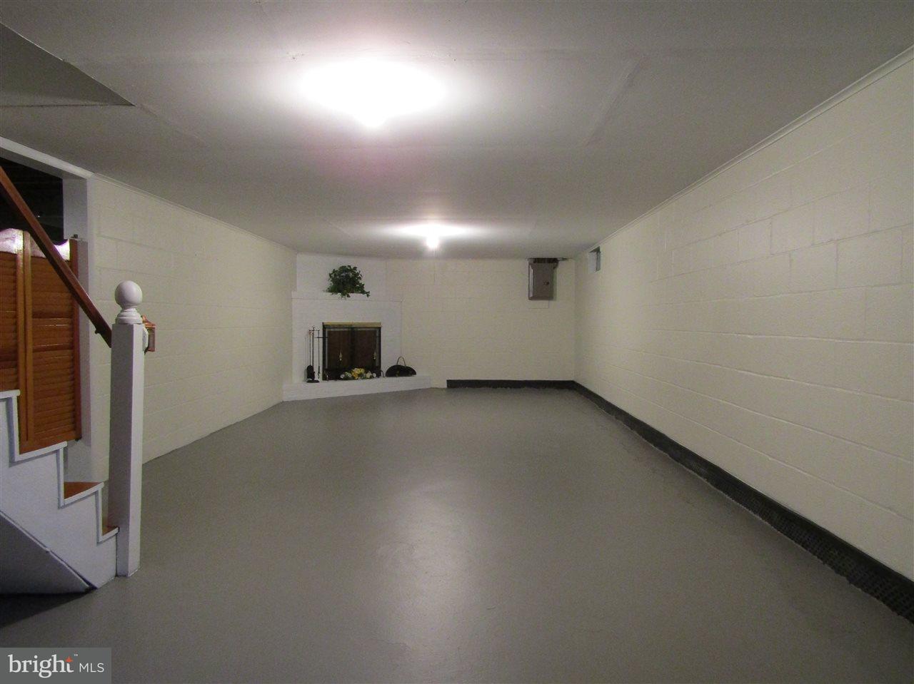945 Racetrack Road Abbottstown, PA 17301 - Photo 21 of 26 Gallery Image 21