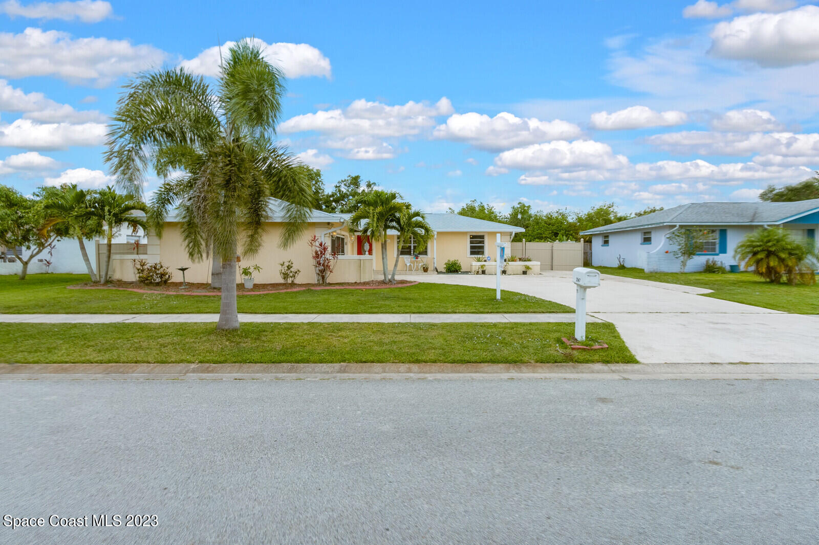 2567 Wright Avenue Melbourne, FL 32935 - Photo 2 of 36 a view of a kids park