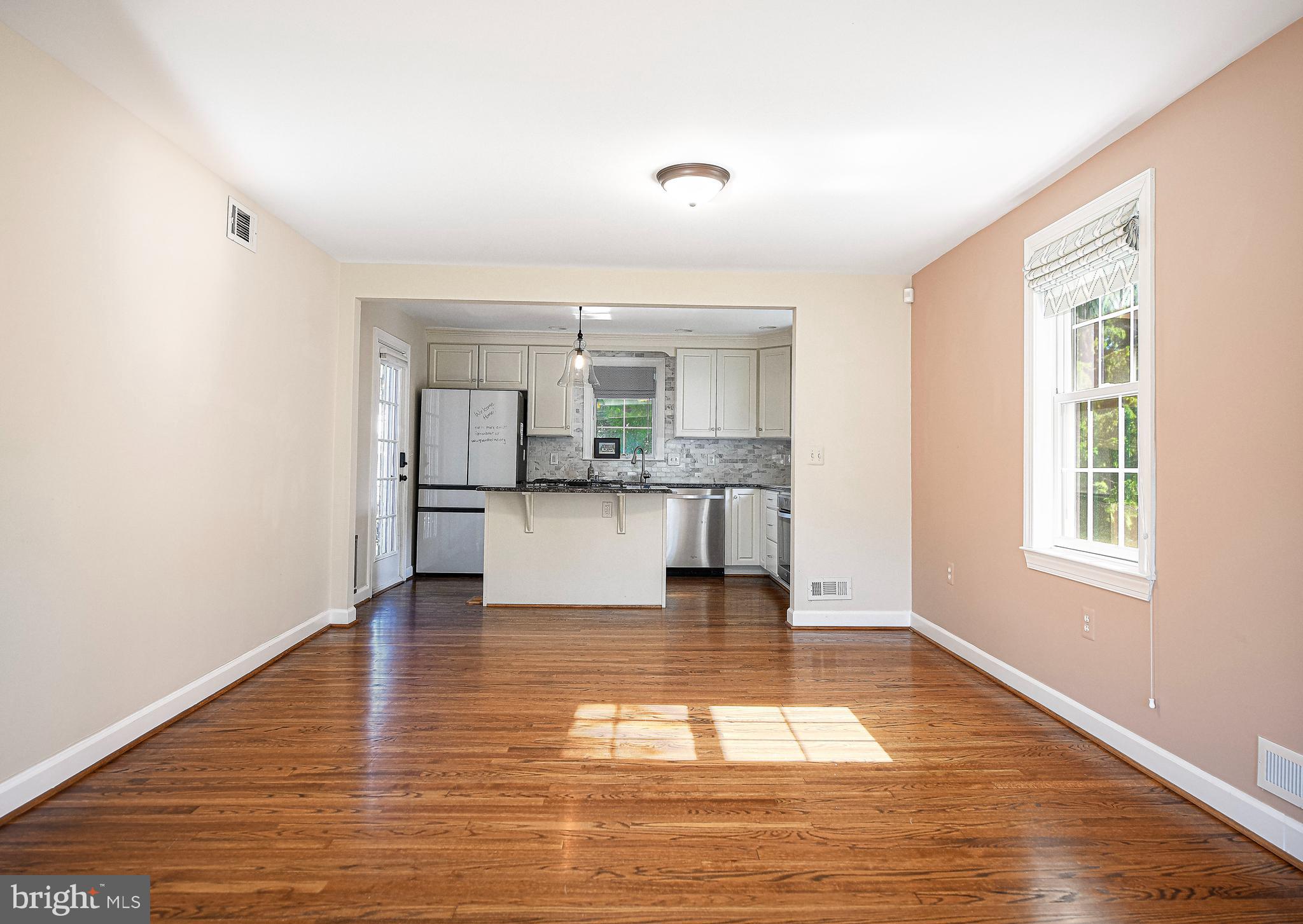 508 Overcrest Road Towson, MD 21286 - Photo 10 of 42 Dining Area