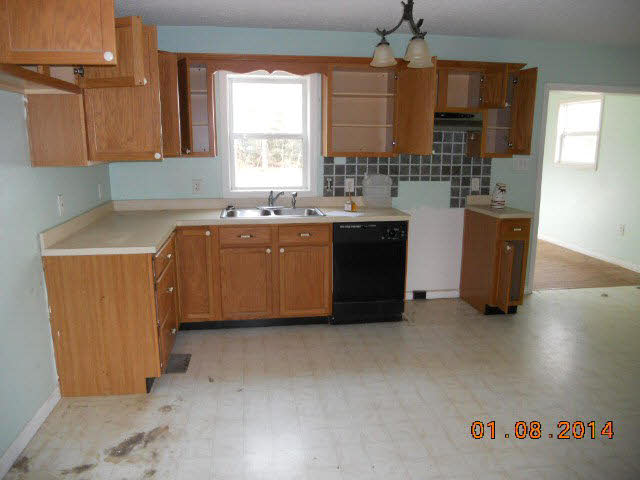 1021 South Middle Road Timberville, VA 22853 - Photo 4 of 11 Gallery Image 4