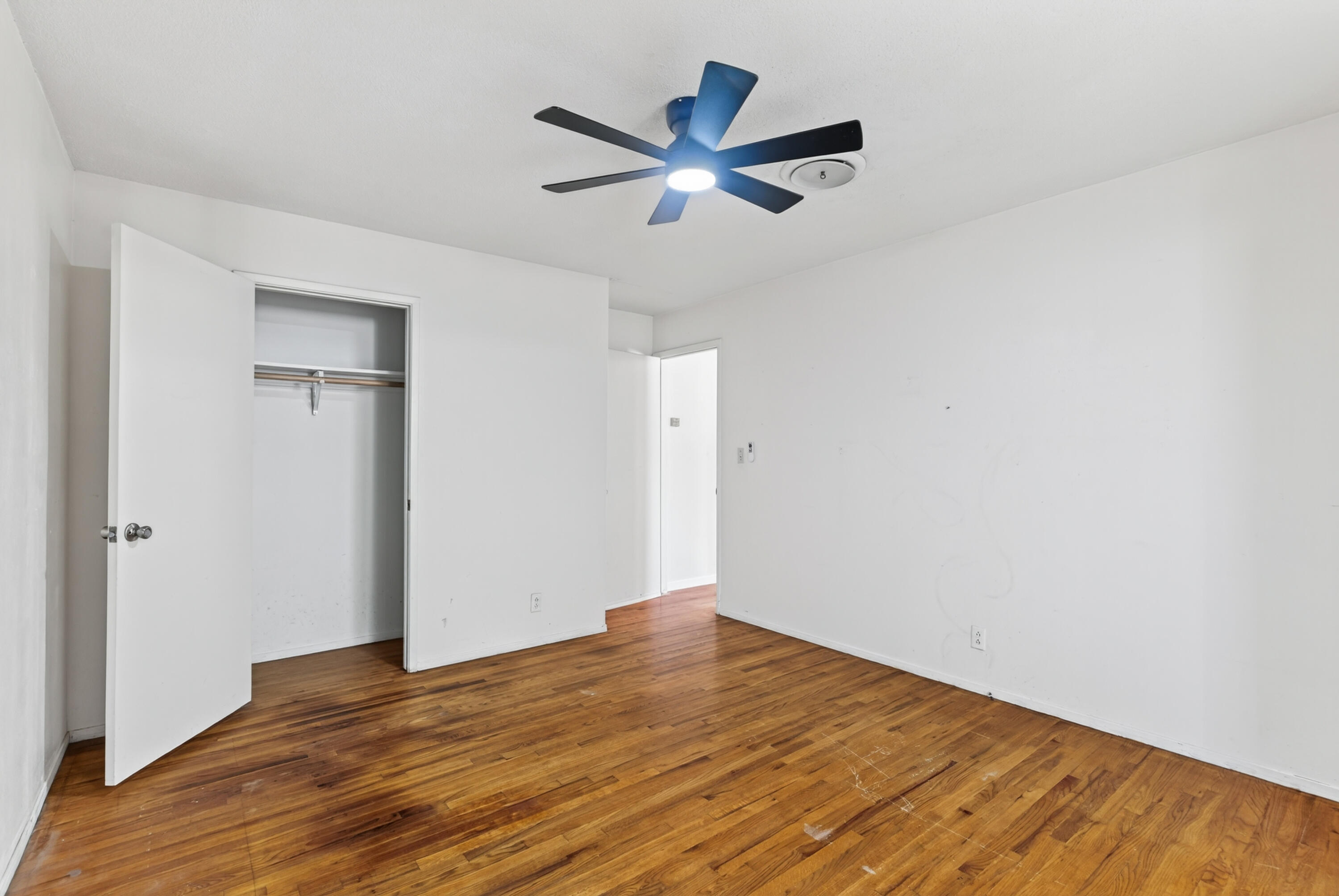 2068 Solar Way Redding, CA 96002 - Photo 16 of 36 a view of an empty room with wooden floor