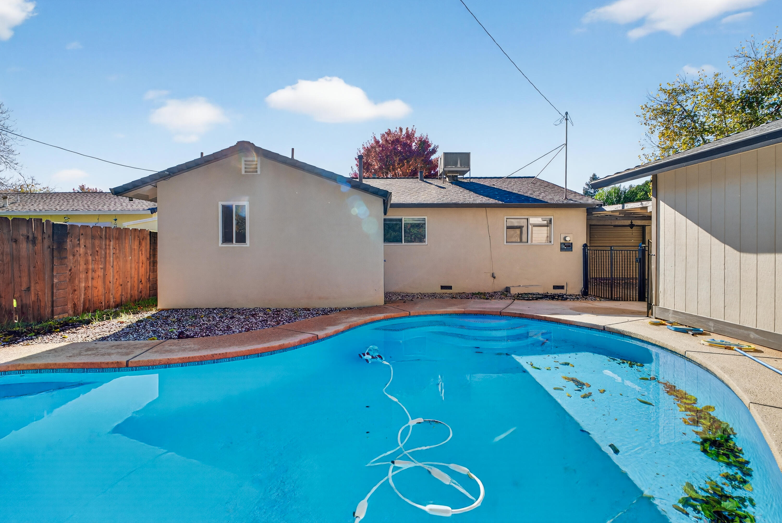 2068 Solar Way Redding, CA 96002 - Photo 36 of 36 a view of a house with backyard