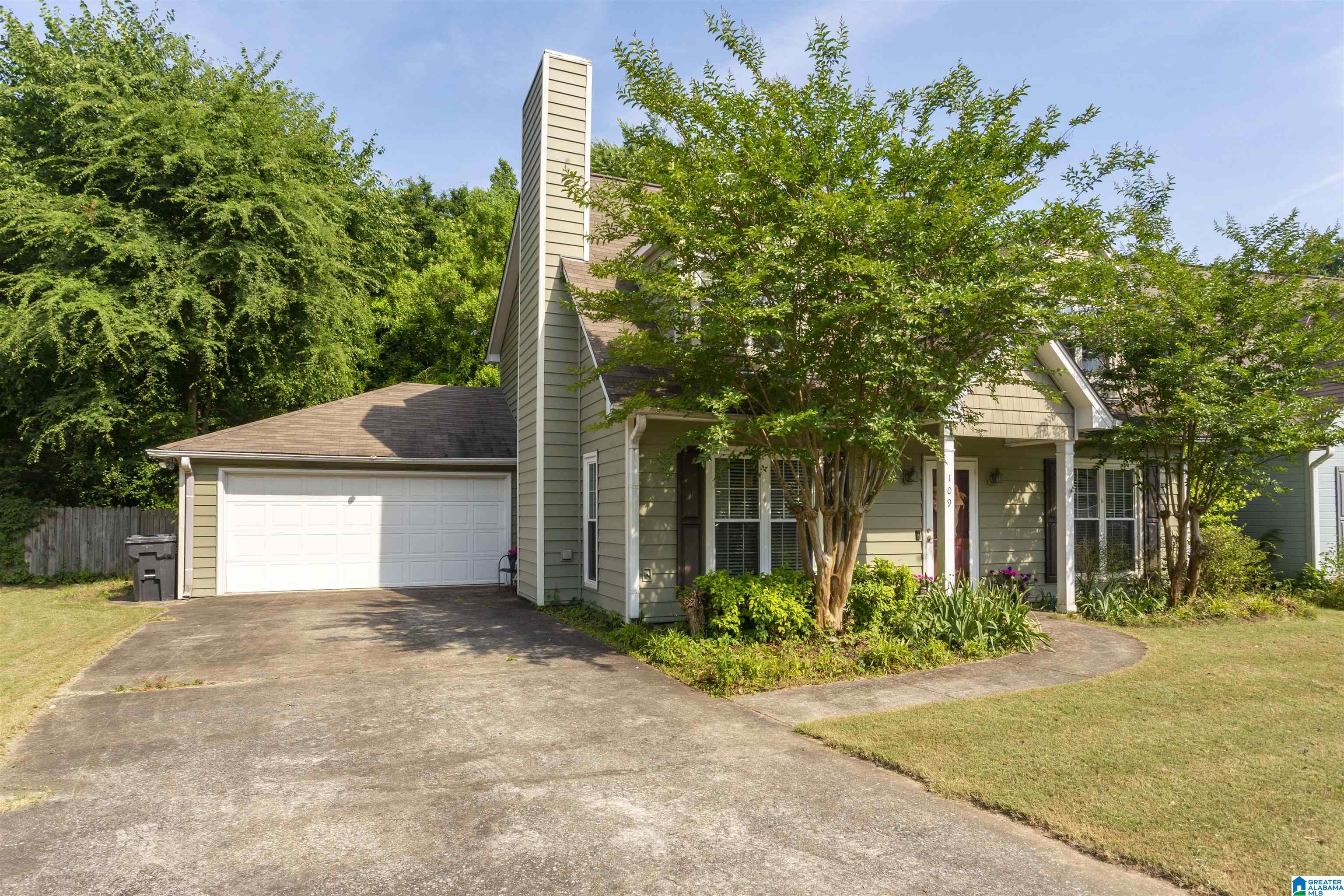 109 Brookhollow Way Pelham, AL 35124 - Photo 2 of 44