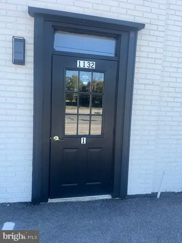 $1,595 | 1132 East Chocolate Avenue, Unit A, Hershey, PA 17033