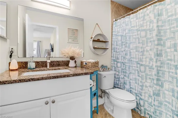 $1,600 | 3325 Airport Road North, Unit G5, Naples, FL 34105