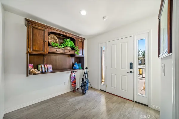 $4,500 | 1101 North Maclay Avenue, Unit 1, San Fernando, CA 91340