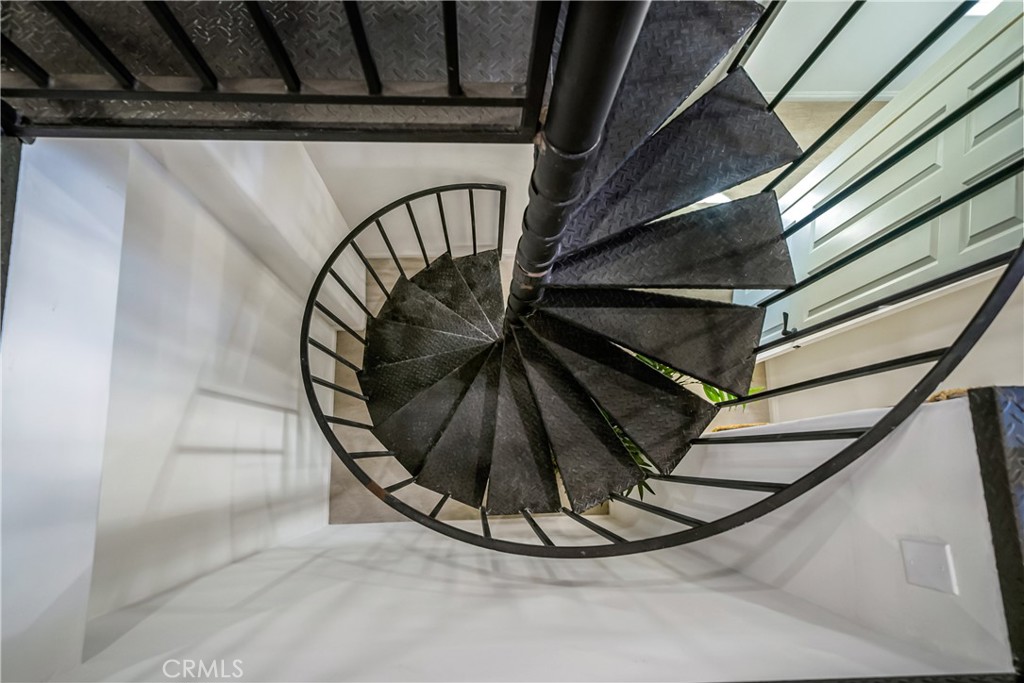 1101 North Maclay Avenue, Unit 1 San Fernando, CA 91340 - Photo 30 of 41 a view of entryway