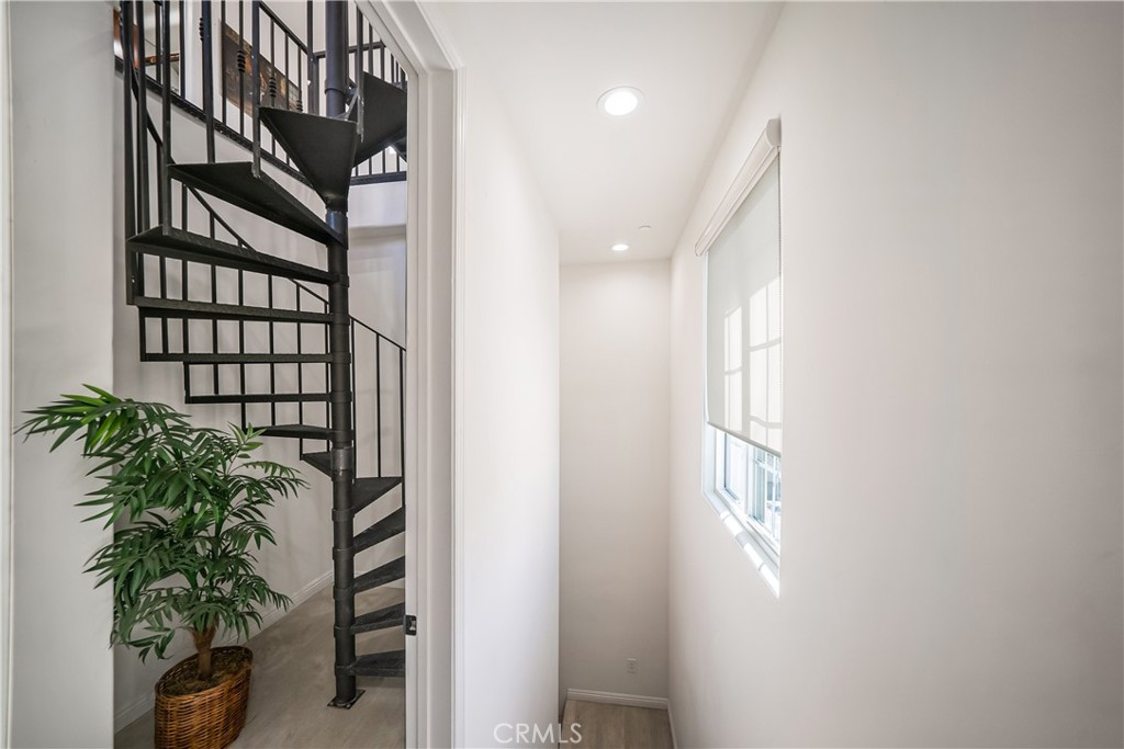 1101 North Maclay Avenue, Unit 1 San Fernando, CA 91340 - Photo 32 of 41