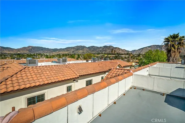 $4,500 | 1101 North Maclay Avenue, Unit 1, San Fernando, CA 91340
