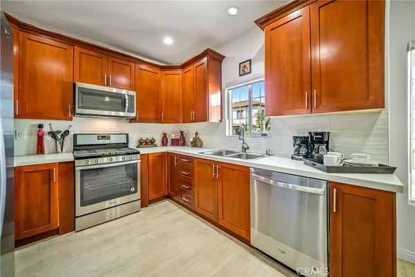 $4,500 | 1101 North Maclay Avenue, Unit 1, San Fernando, CA 91340