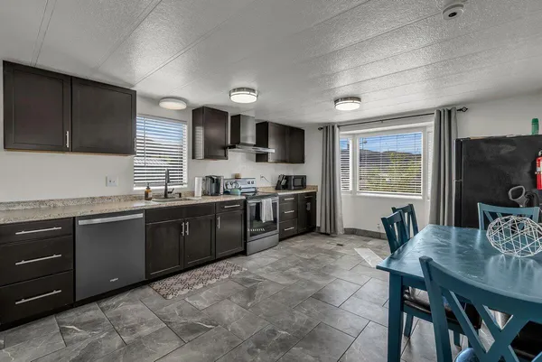 $250,000 | 326 West 30 North, La Verkin, UT 84745