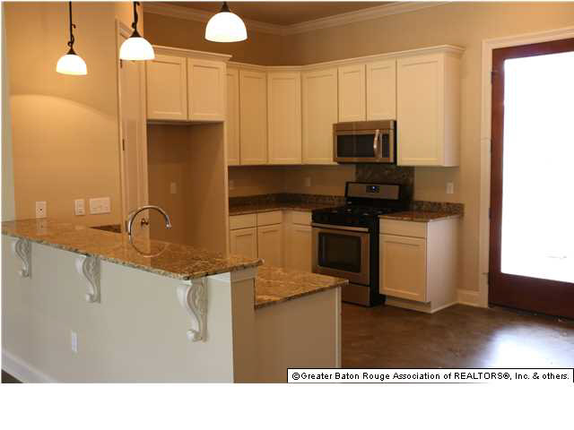 27311 Monarch Point Springfield, LA 70462 - Photo 3 of 21