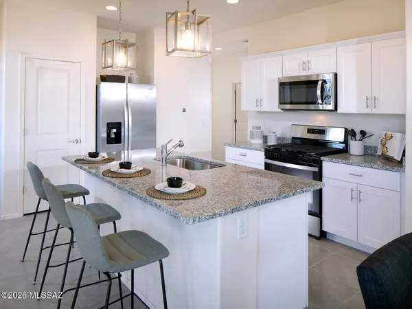 $370,740 | Undisclosed Address, Marana, AZ 85658