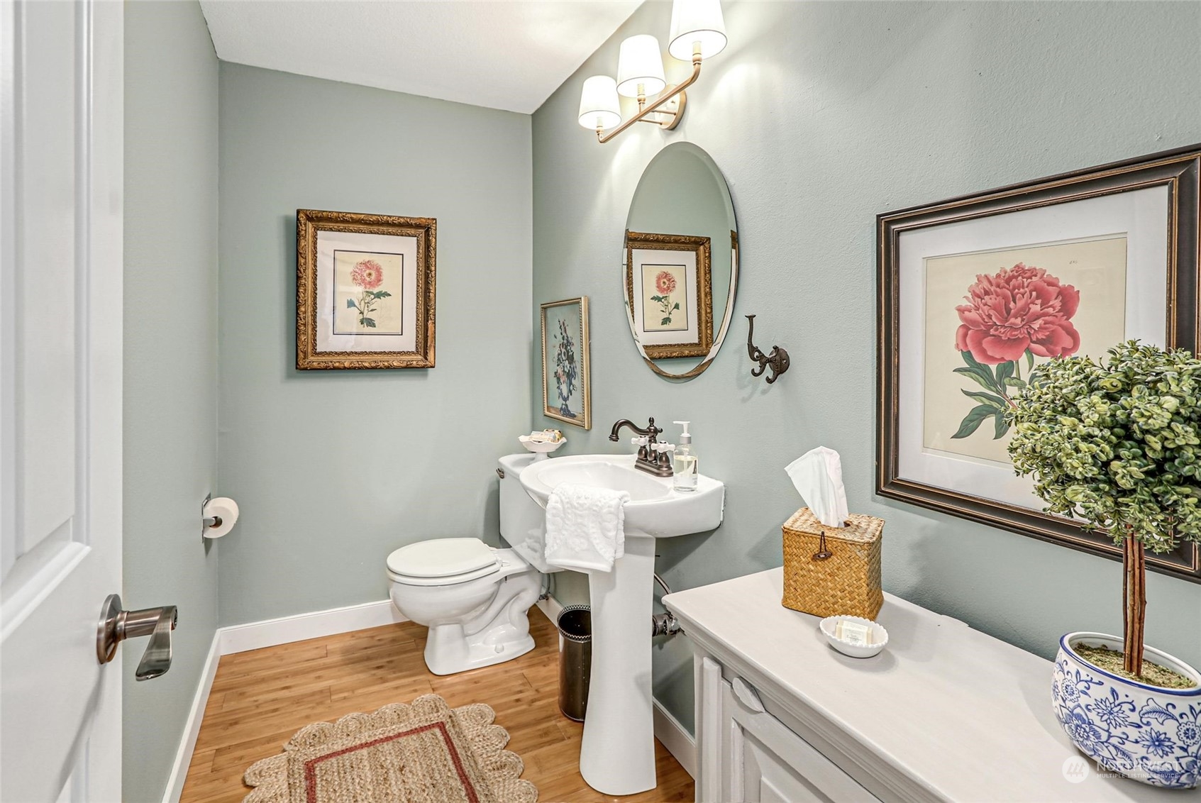 15629 Cascadian Way Bothell, WA 98012 - Photo 18 of 40 a bathroom with a toilet sink and mirror