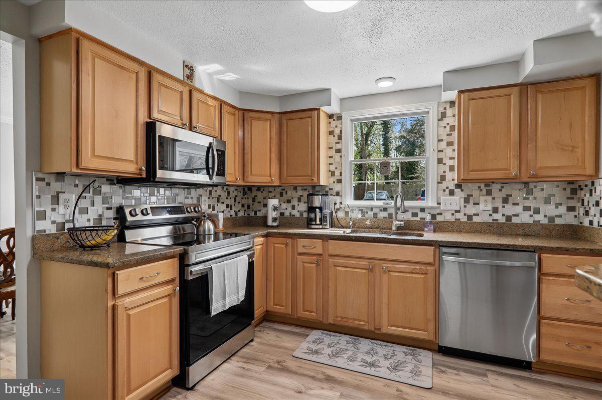 4711 Pole Road Alexandria, VA 22309 - Photo 12 of 49 Kitchen