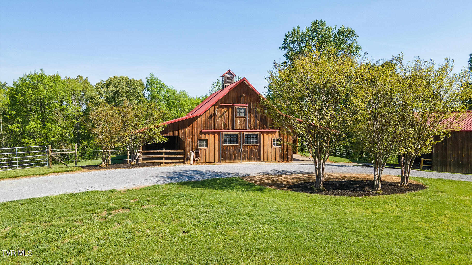 1331 Bright Hope Road Greeneville, TN 37743 - Photo 4 of 100 D-Neas-Bright-Hope-Road_0507