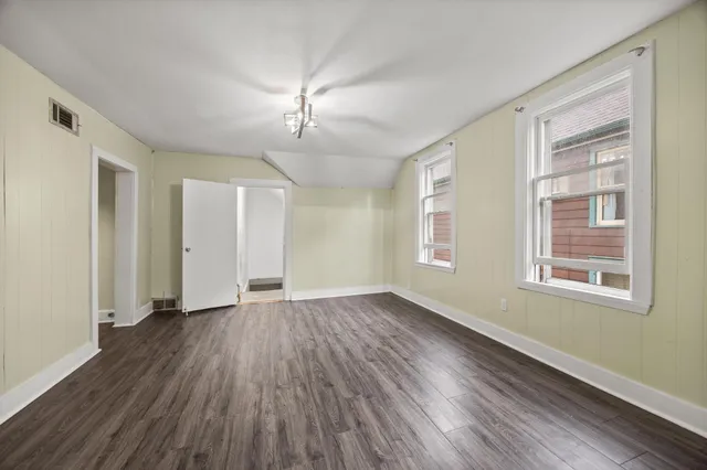 $229,000 | 627 Virginia Street, St. Paul, MN 55103