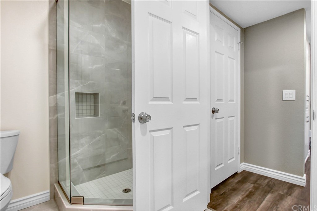 550 Termino Avenue Corona, CA 92879 - Photo 10 of 20 a bathroom with a shower