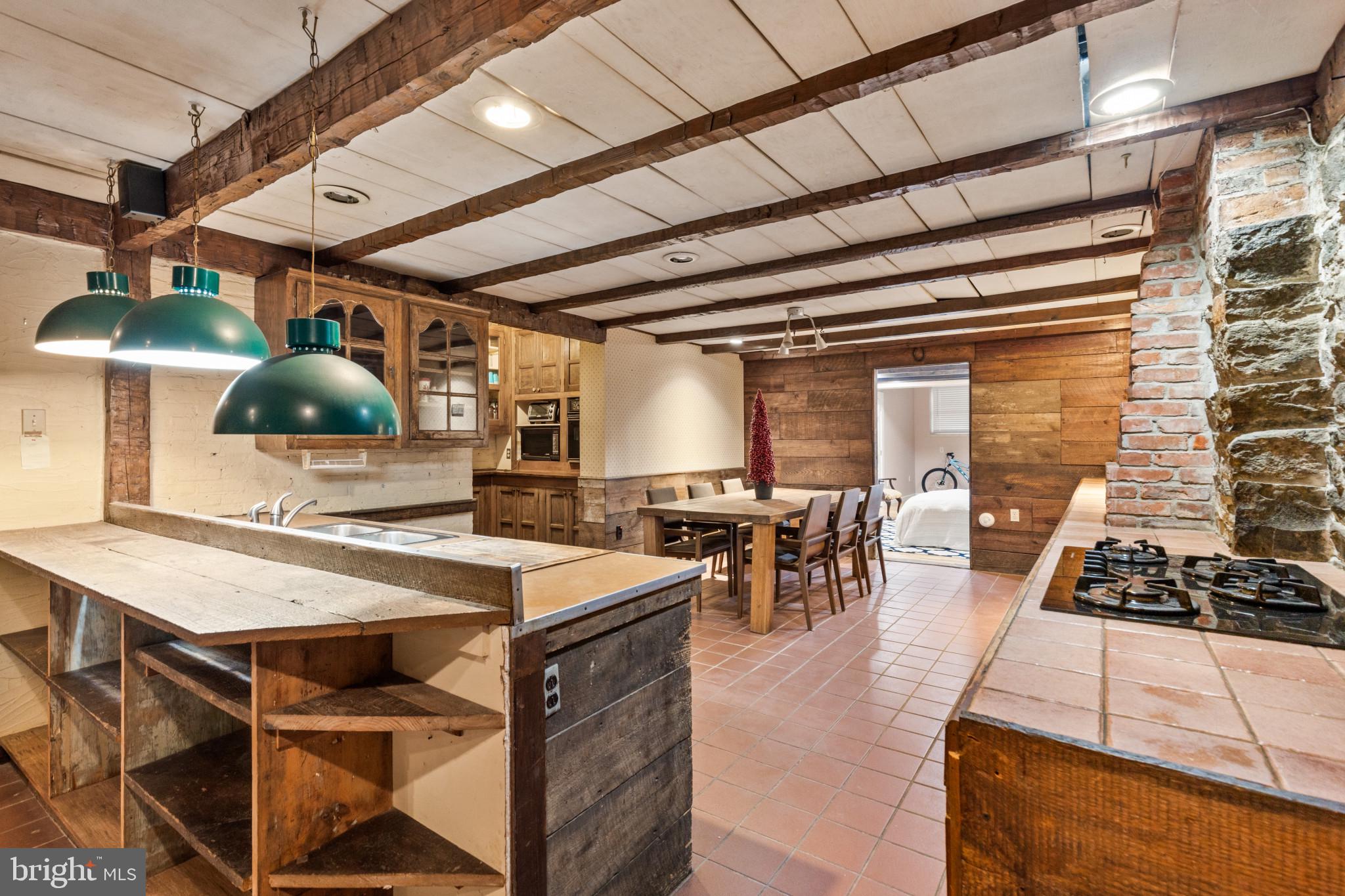 1612 Park Avenue Baltimore, MD 21217 - Photo 23 of 57