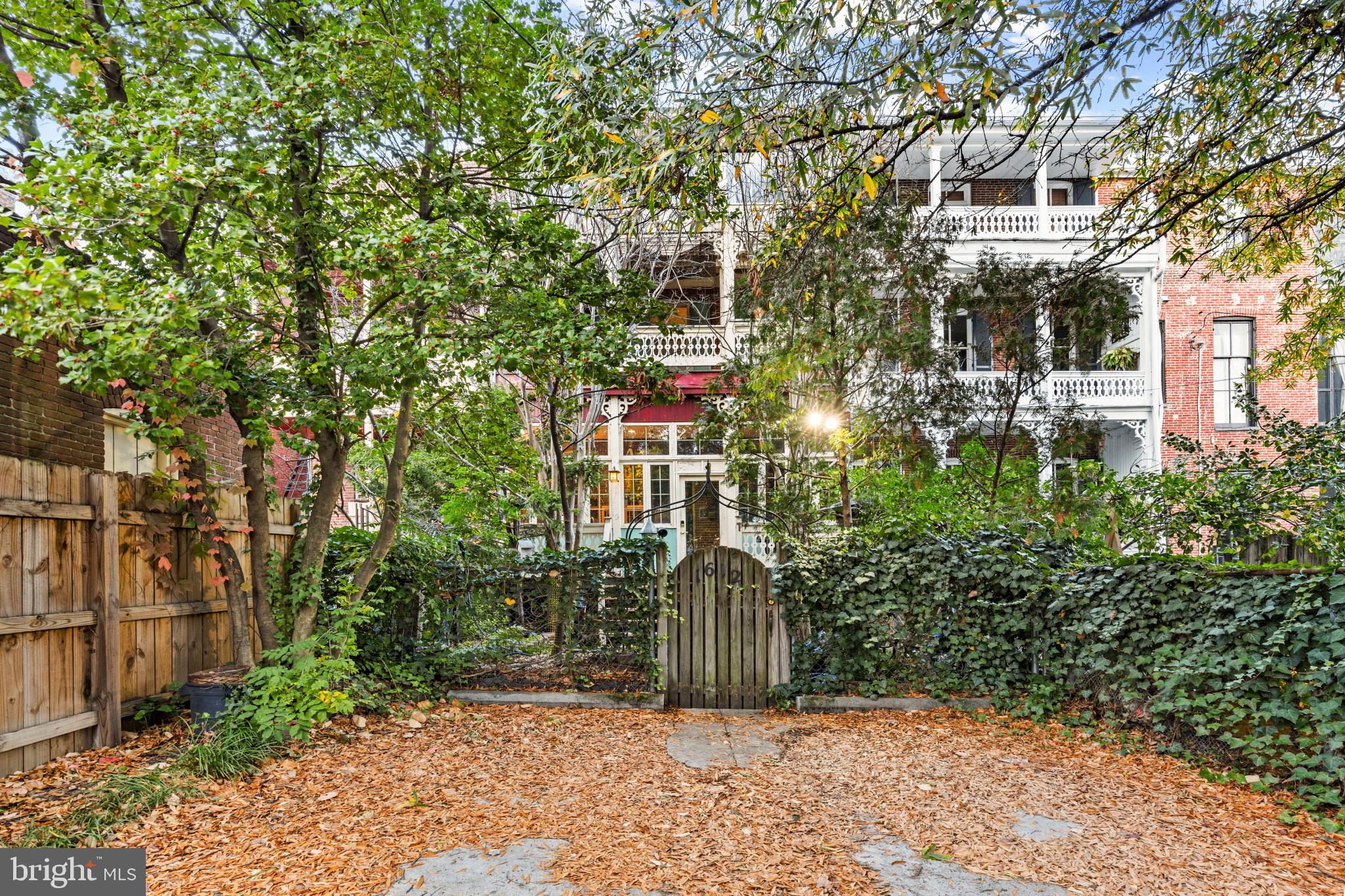 1612 Park Avenue Baltimore, MD 21217 - Photo 48 of 57