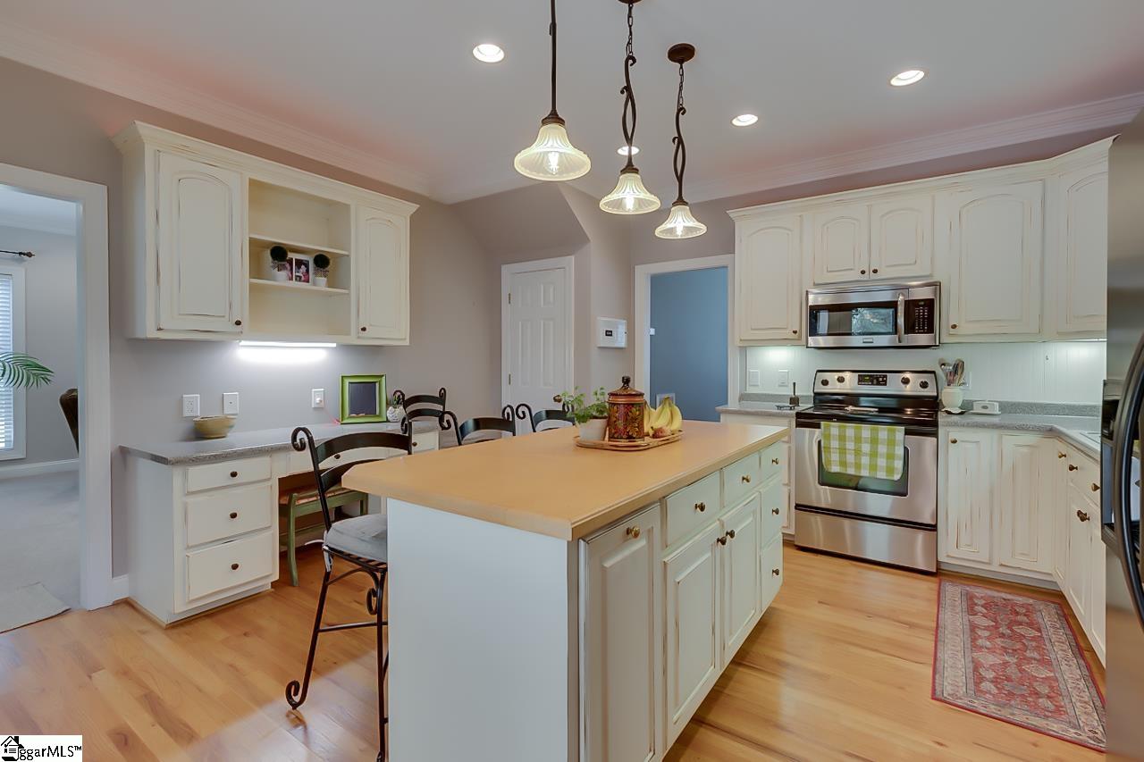 225 Horseshoe Bend Road Easley, SC 29642 - Photo 12 of 36 Gallery Image 12