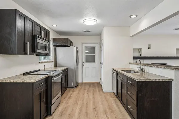 $339,000 | 740 Joanna Drive, Hurst, TX 76053