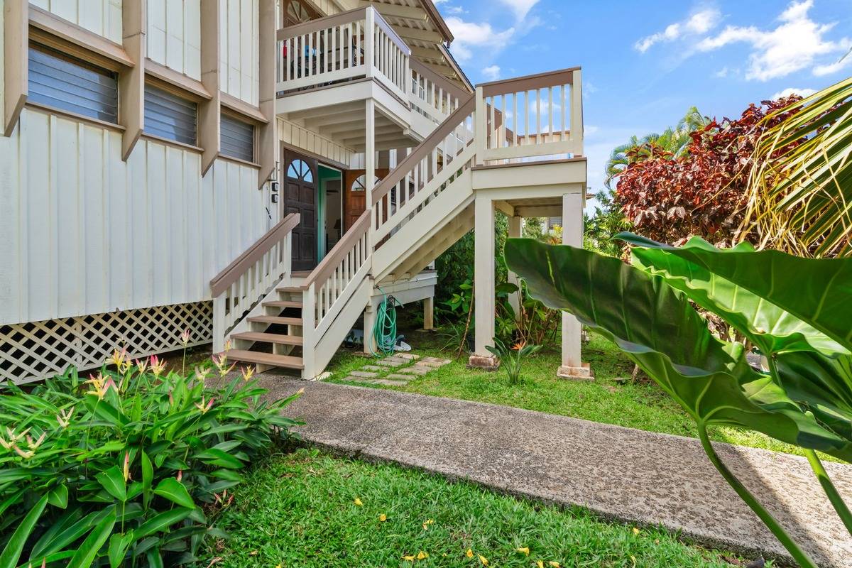 4480 Ka Haku Road, Unit 105 Princeville, HI 96722 - Photo 25 of 25 a view of entryway with a front of a house