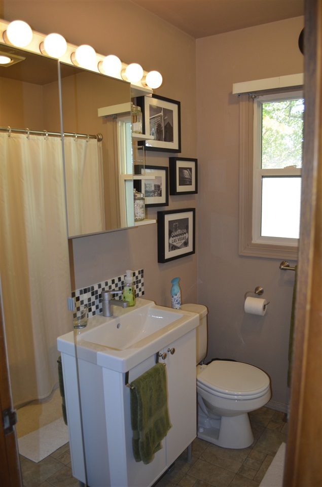 224 North Long Road Greenacres, WA 99016 - Photo 8 of 17 Gallery Image 8