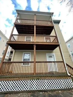$3,000 | 50-50A Kirtland Street, Unit 1, Lynn, MA 01905