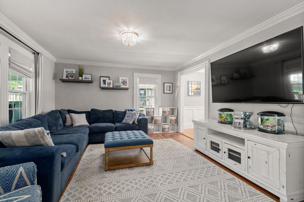 178 Fairbanks Road Dedham, MA 02026 - Photo 9 of 36 Gallery Image 9