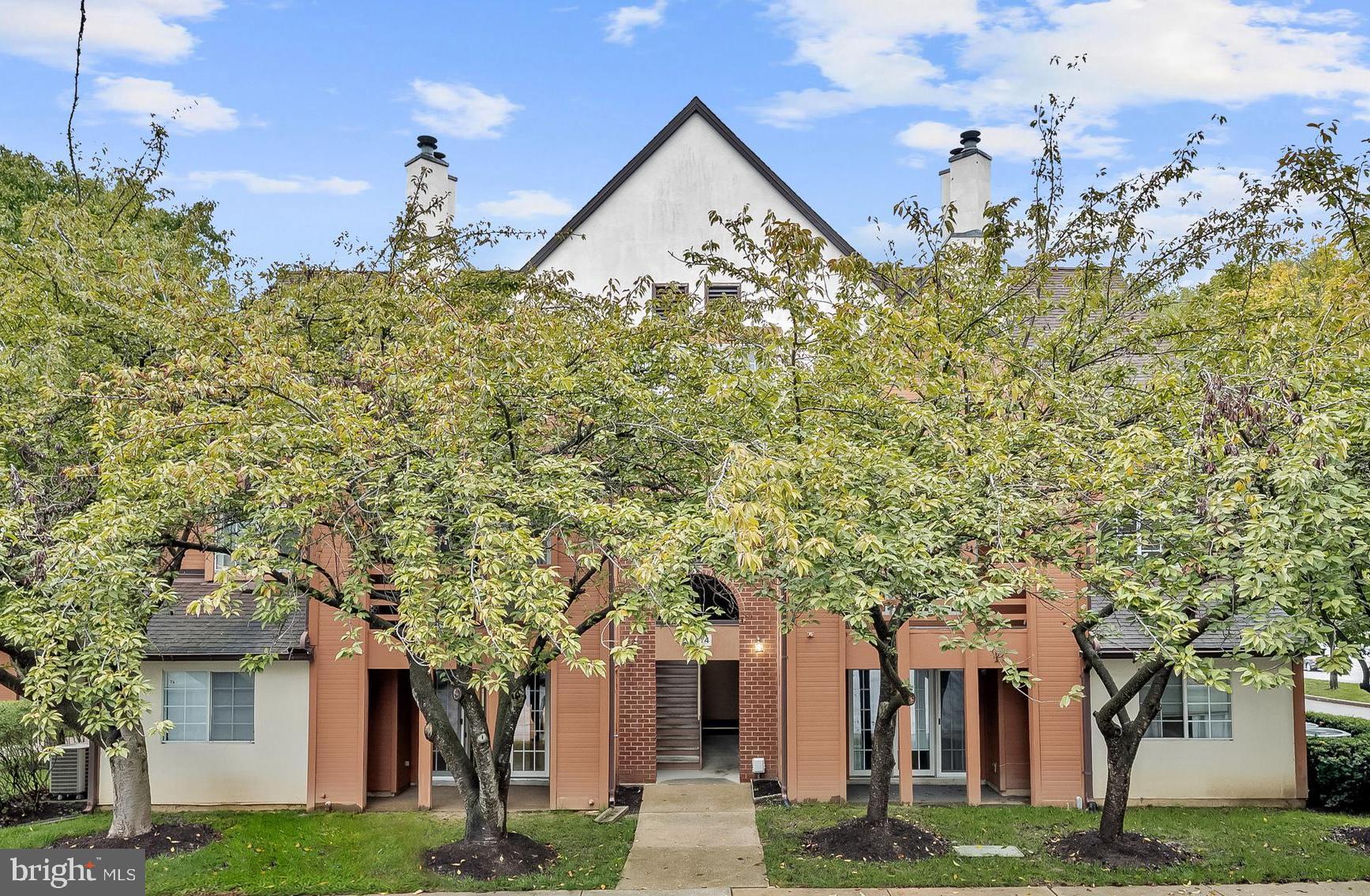 4904 Columbia Road, Unit 1 Columbia, MD 21044 - Photo 1 of 29 Welcome to 4904 Columbia Rd!
