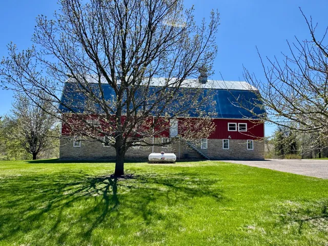 $1,290,000 | 12326 Falk Trail, Northfield, MN 55057